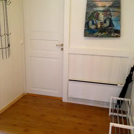 Landhandel Apartment Dingja
